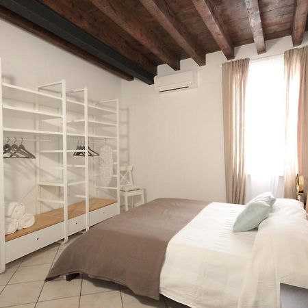Interno 4 - Central Cozy New Flat Дезенцано-дель-Гарда Экстерьер фото